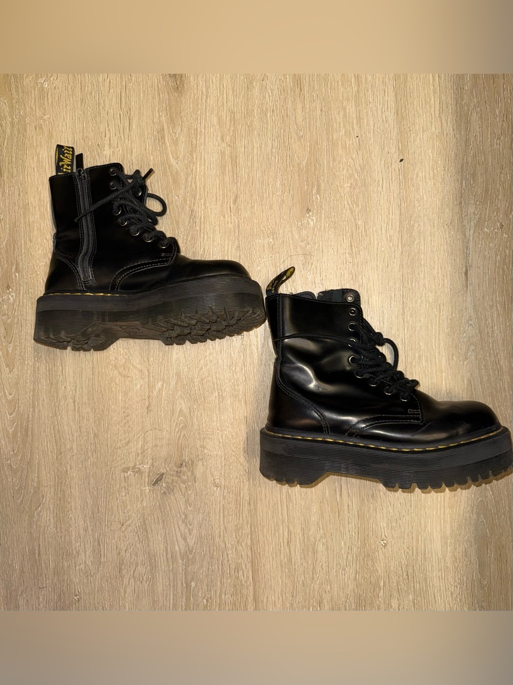 Dr. Martens JADON BOOT SMOOTH LEATHER PLATFORMS - Picture 8 of 10